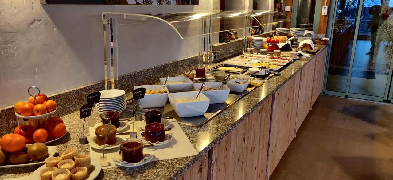 Hotel Neue Hoehe Klingenberg Экстерьер фото