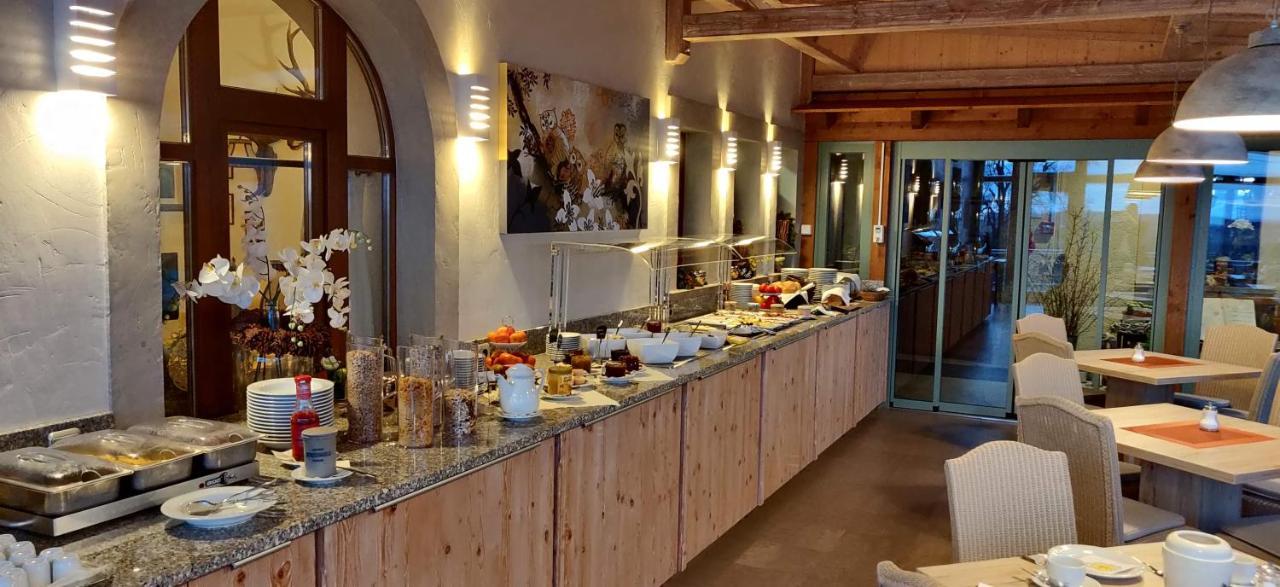 Hotel Neue Hoehe Klingenberg Экстерьер фото
